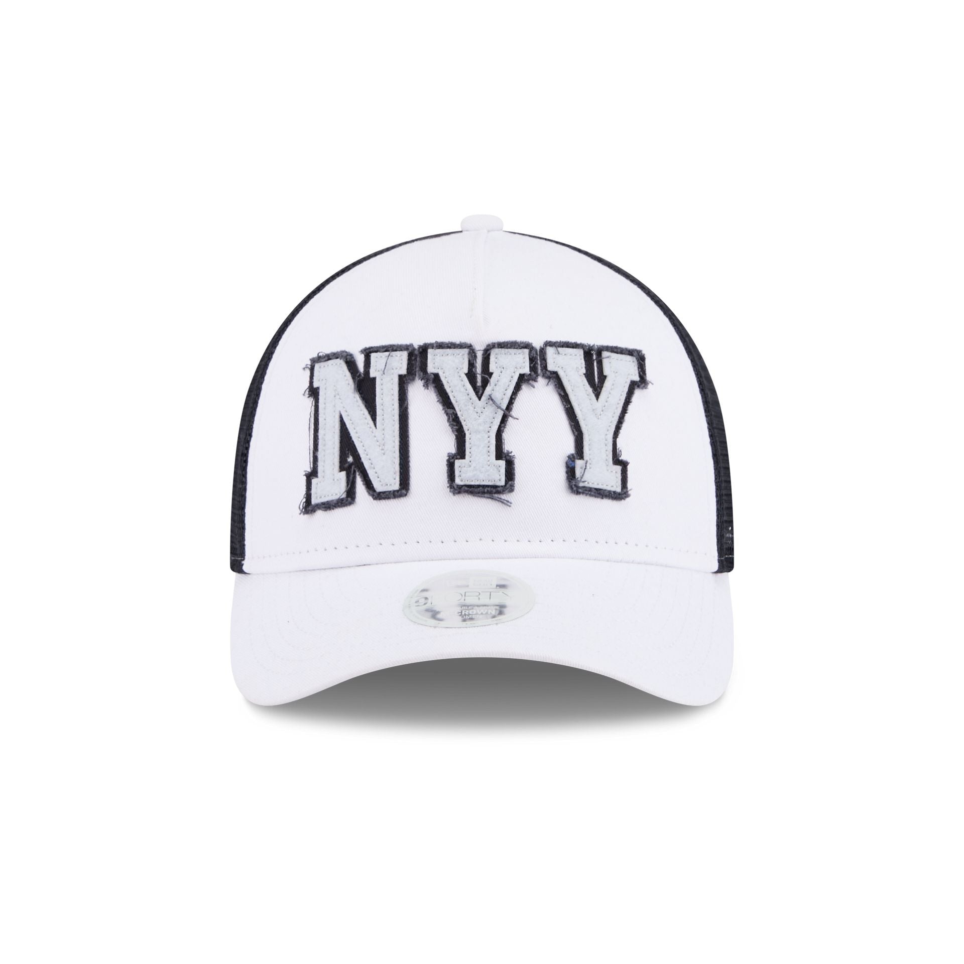 New York Yankees Optic White Felt Logo Women's 9FORTY M-Crown A-Frame Trucker Hat